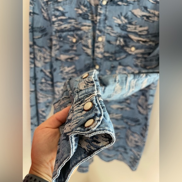 Divided H&M Long Sleeve Blue Print Pearl Snap Front Shirt Men Size Medium - Picture 8 of 10